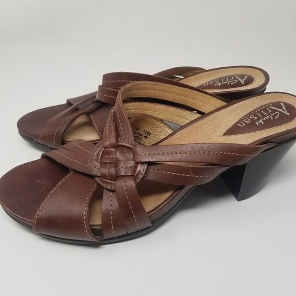 CLARKS Artisan Collection Heeled Sandal Brown size 7M. Leather upper. - Picture 7 of 16